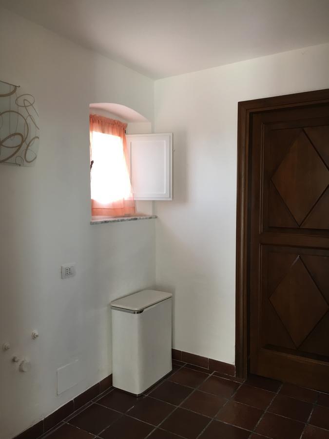 Montemarcello Room And Bathroom Амеля Екстериор снимка